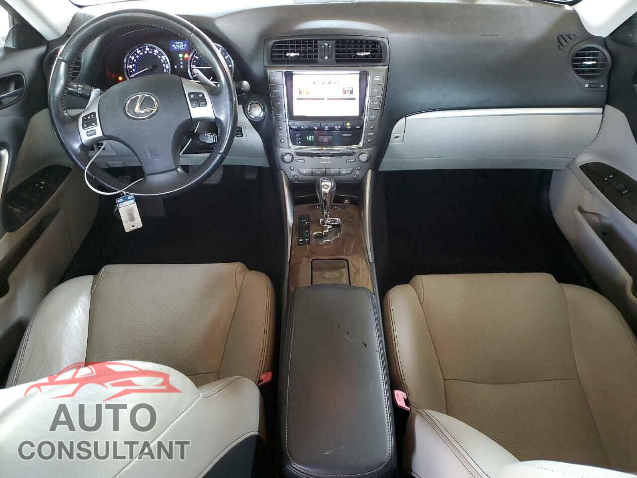 LEXUS IS 2011 - JTHBF5C26B5153276