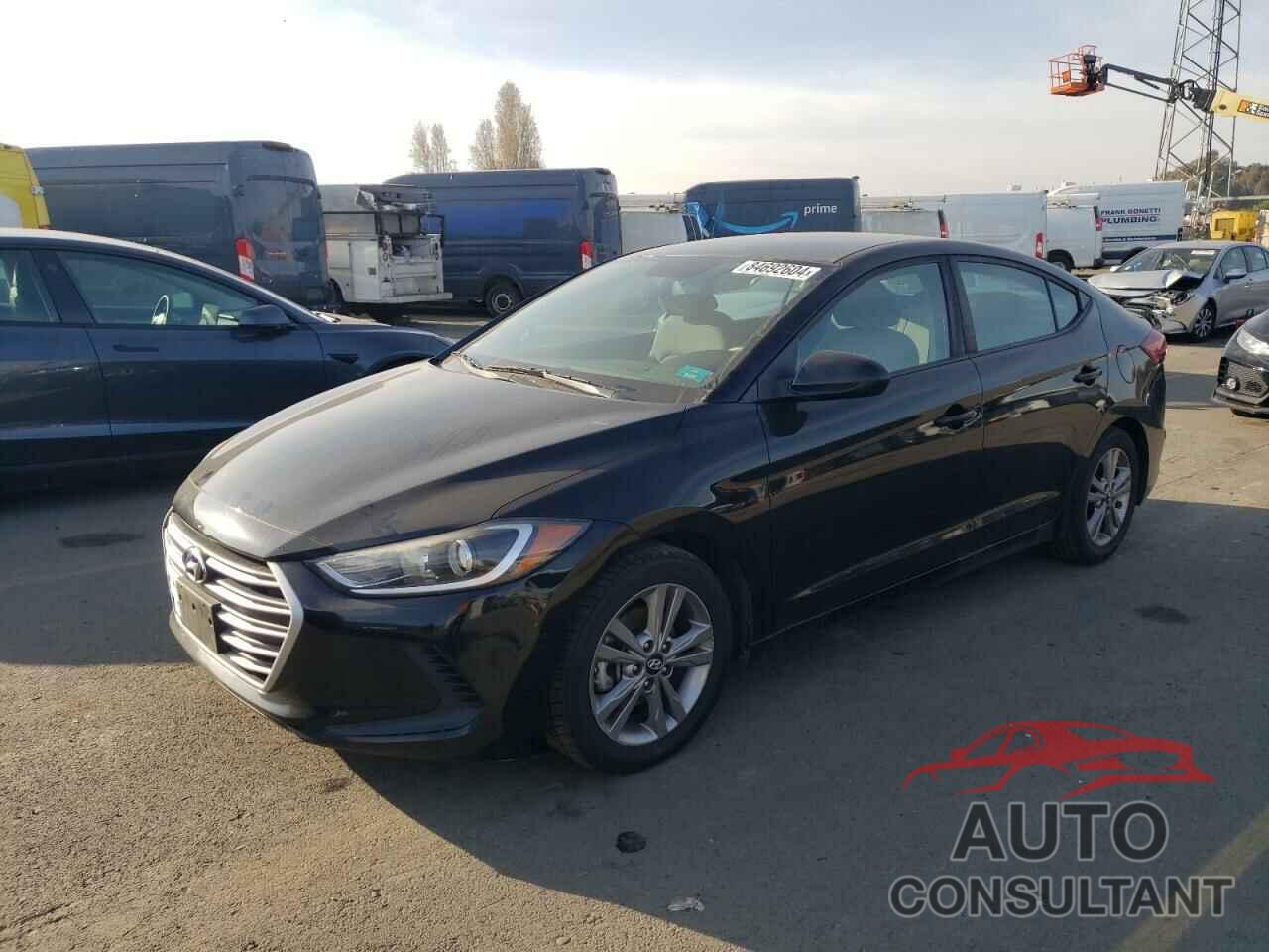 HYUNDAI ELANTRA 2018 - KMHD84LF1JU473316