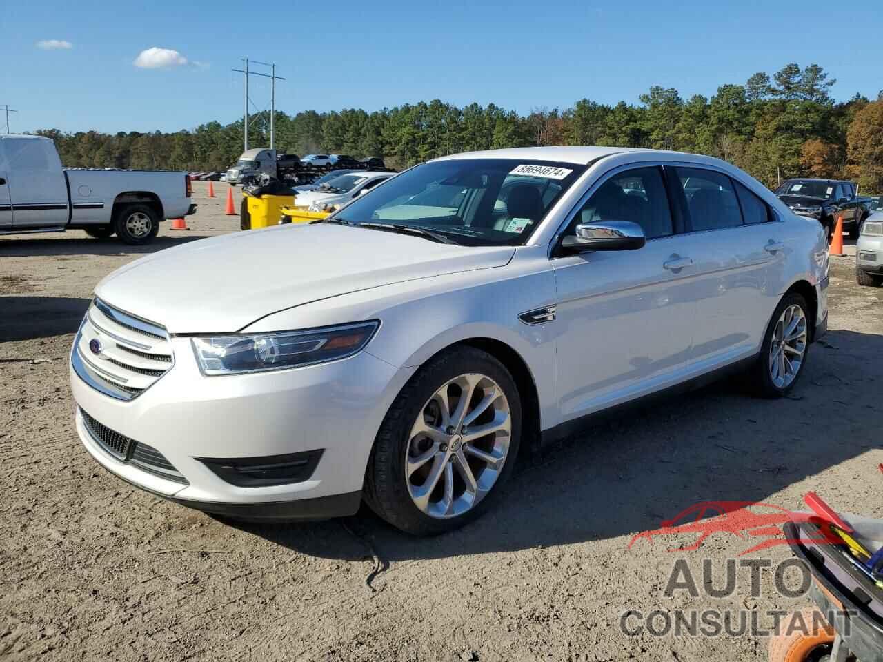 FORD TAURUS 2018 - 1FAHP2F83JG137682