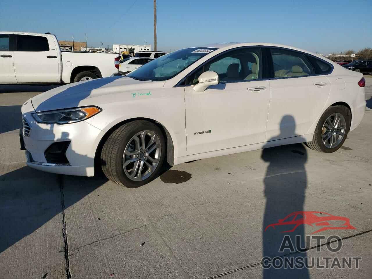 FORD FUSION 2019 - 3FA6P0MU5KR235327