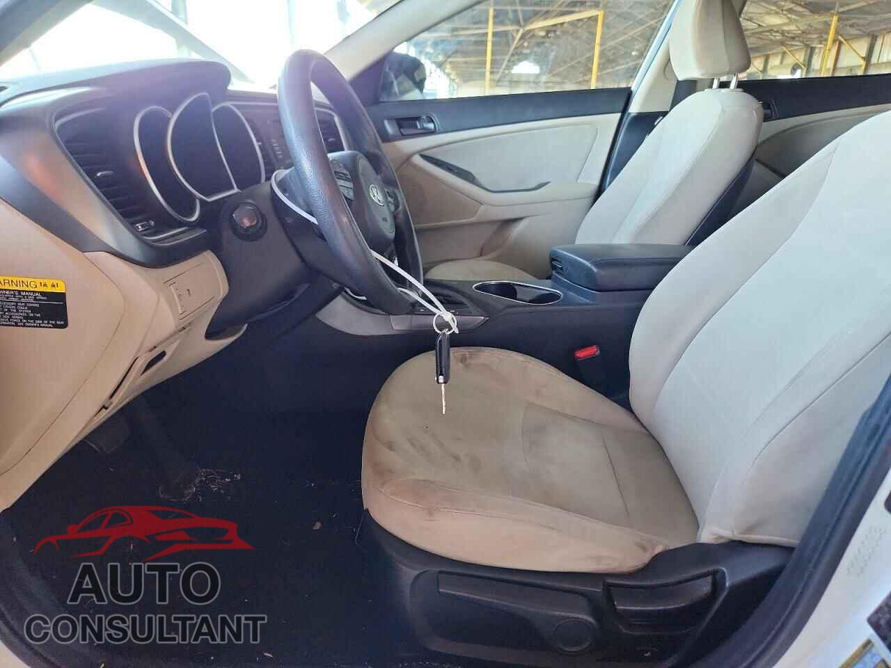 KIA OPTIMA 2015 - KNAGM4A72F5562948