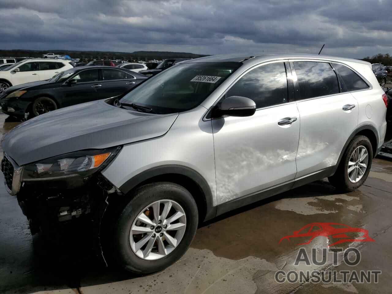 KIA SORENTO 2019 - 5XYPG4A3XKG518477