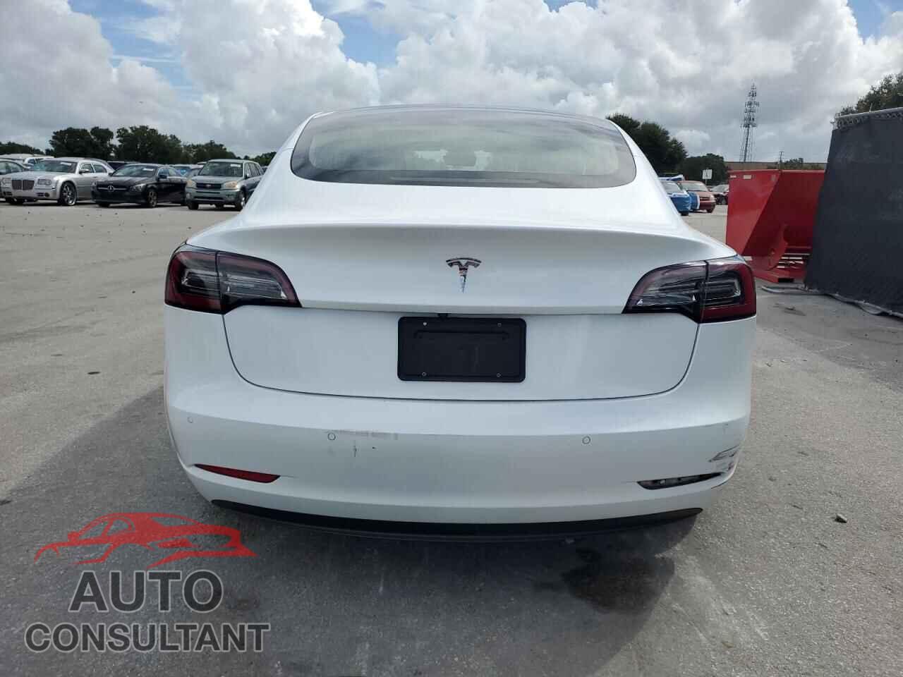 TESLA MODEL 3 2019 - 5YJ3E1EA1KF331664