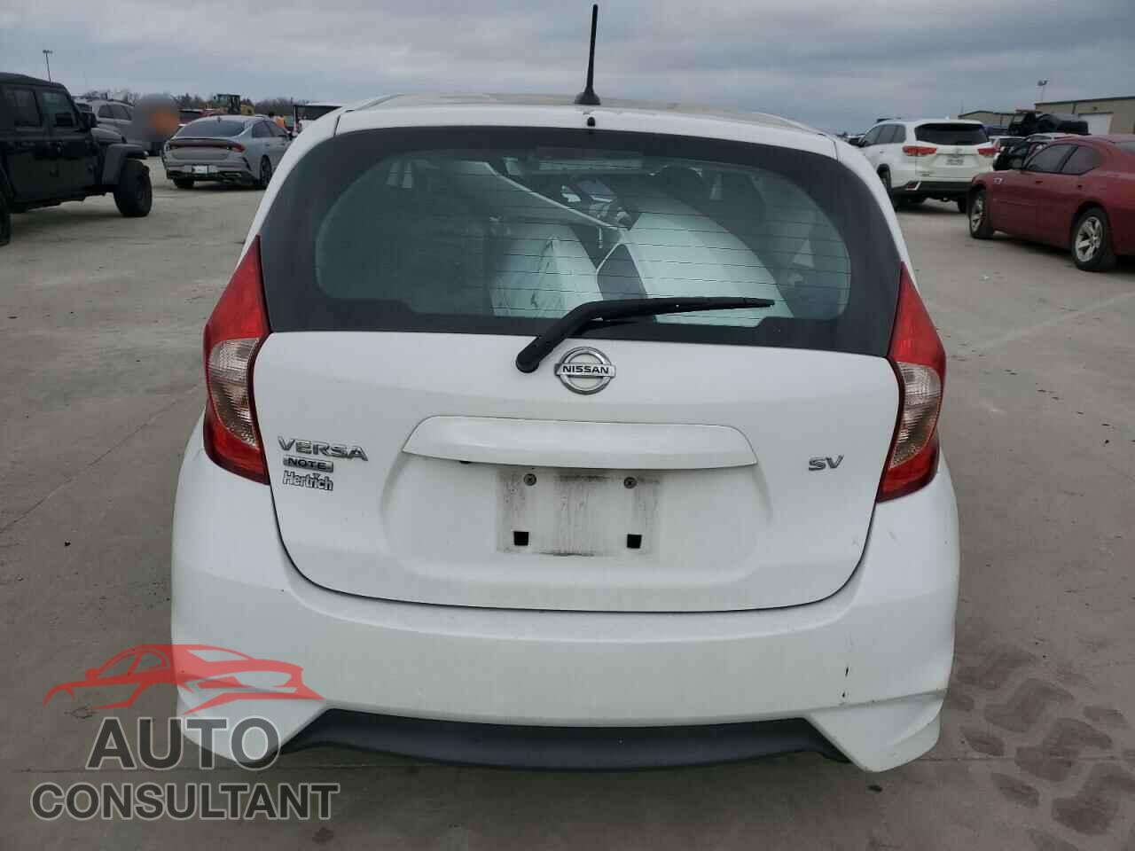 NISSAN VERSA 2017 - 3N1CE2CP3HL379581