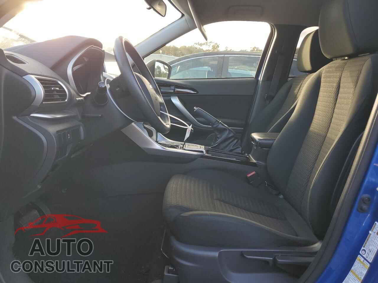 MITSUBISHI ECLIPSE 2018 - JA4AT4AA0JZ043514