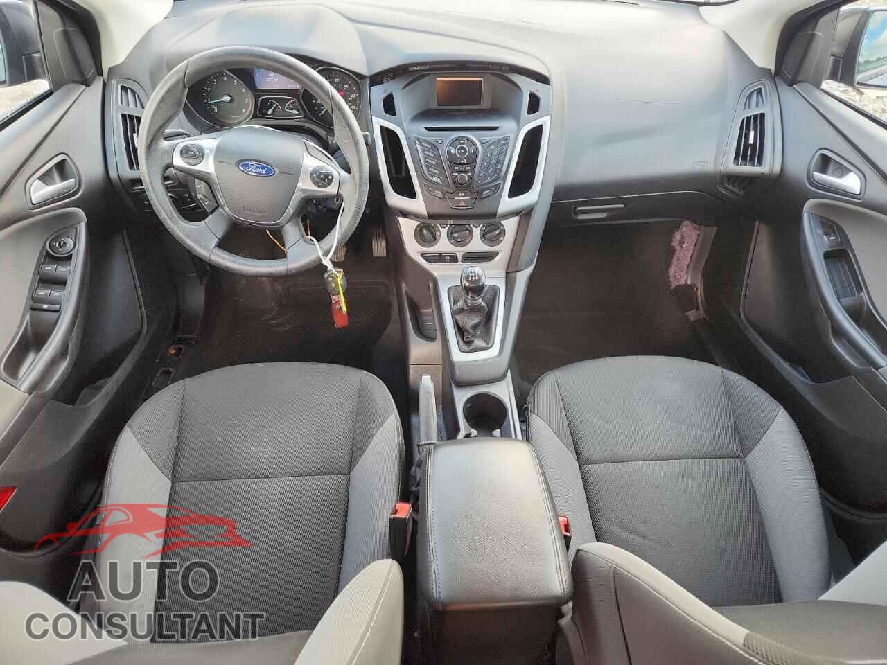FORD FOCUS 2014 - 1FADP3F28EL346364