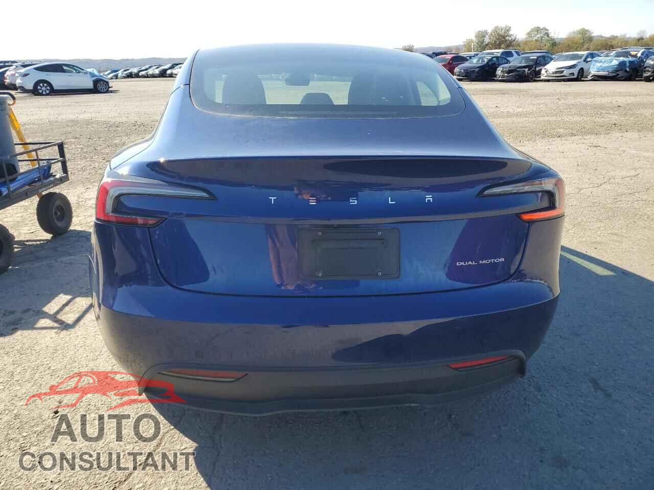 TESLA MODEL 3 2025 - 5YJ3E1EB3SF926895