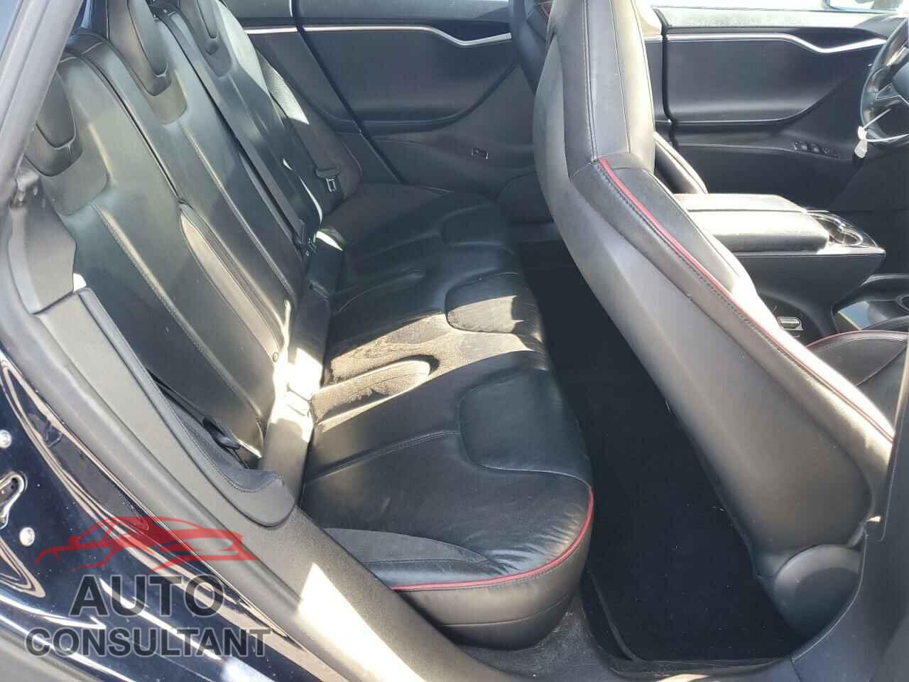 TESLA MODEL S 2013 - 5YJSA1DP2DFP14075