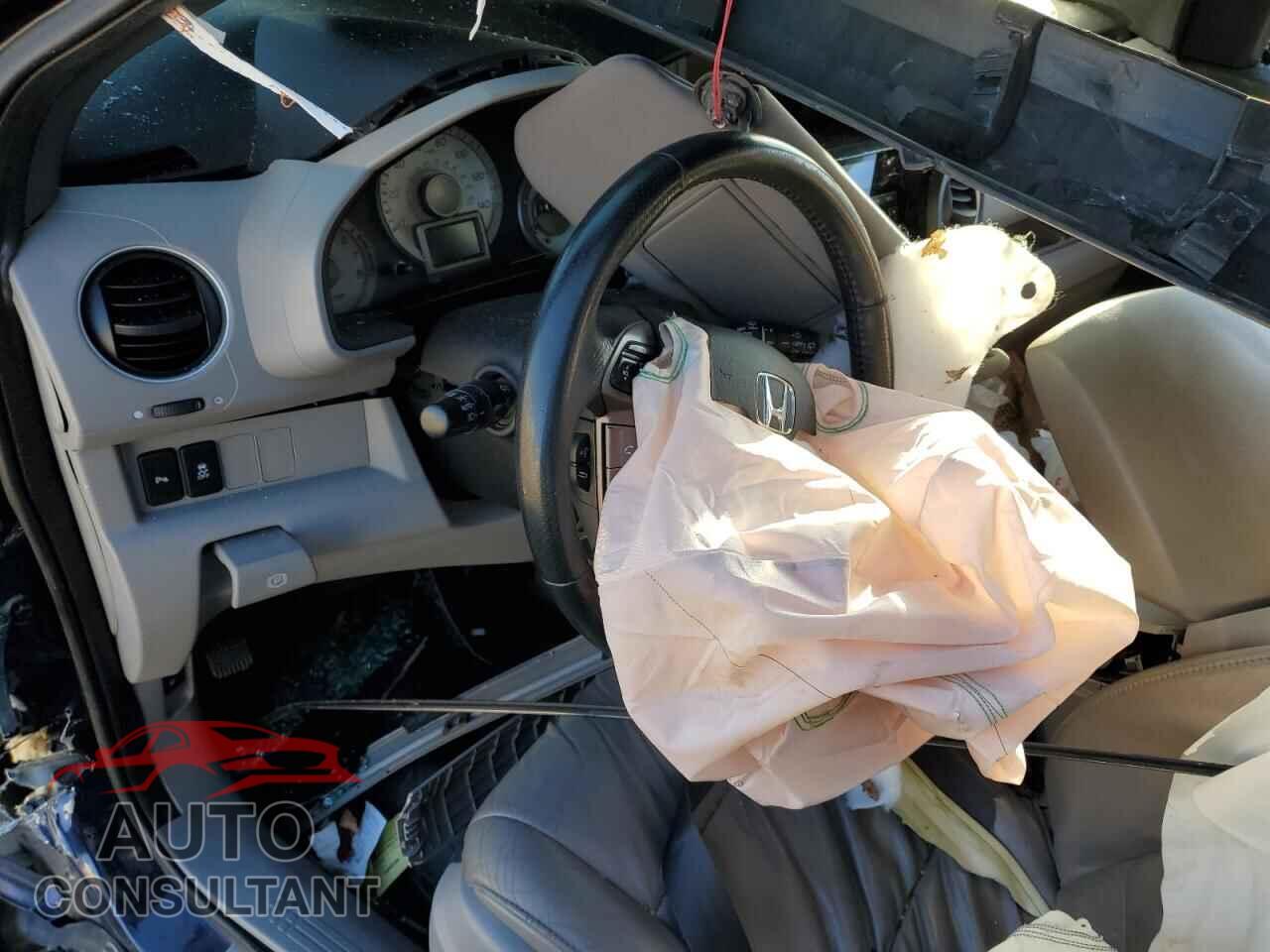 HONDA PILOT 2014 - 5FNYF4H99EB042039