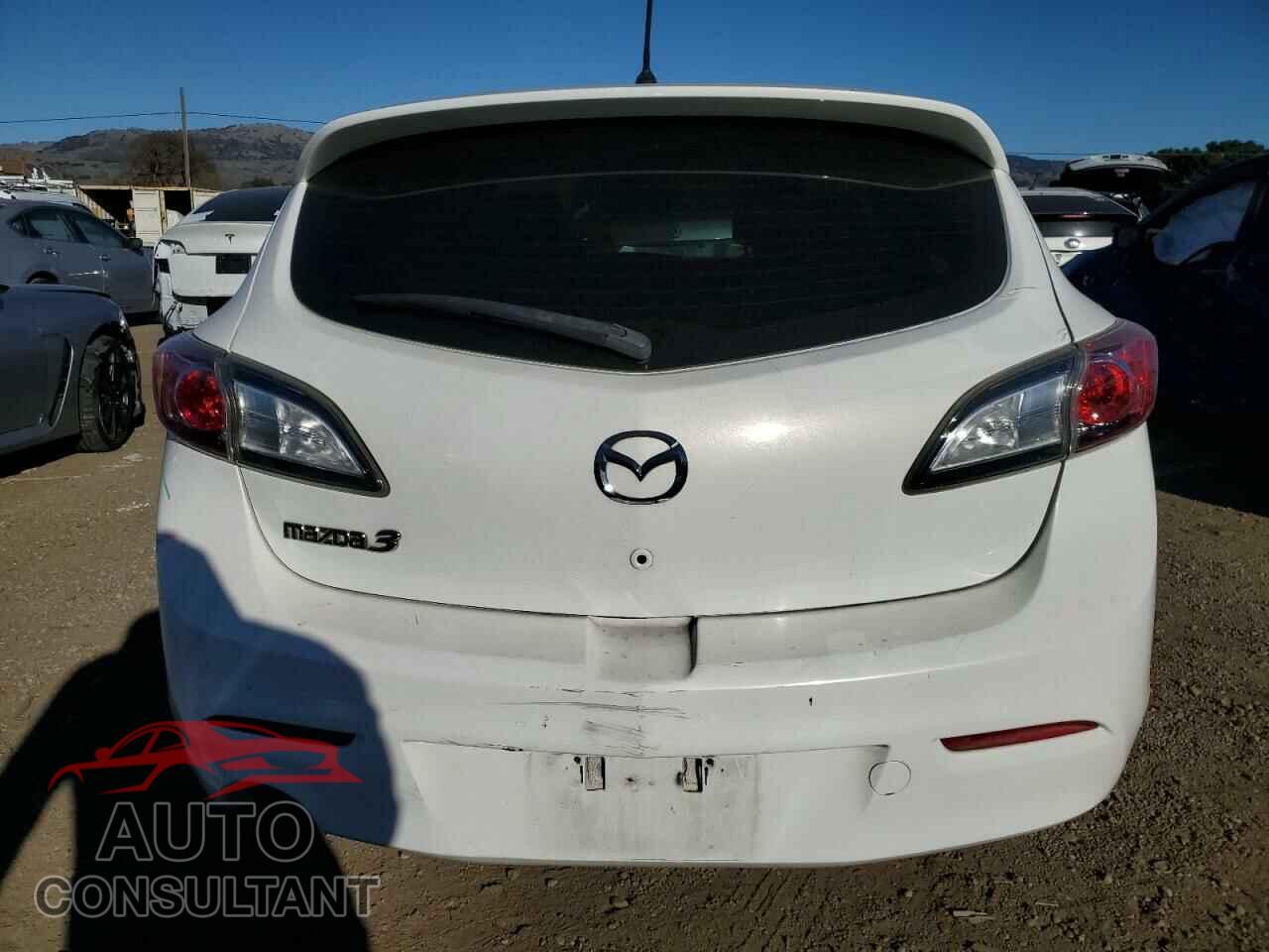 MAZDA 3 2011 - JM1BL1KF2B1467408