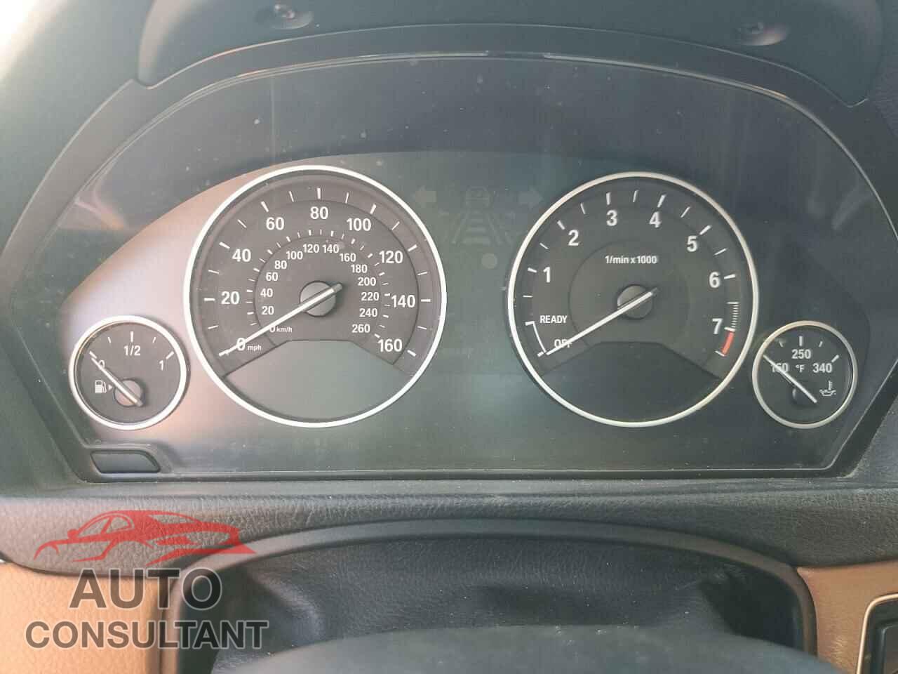 BMW 3 SERIES 2013 - WBA3B9C5XDF587732