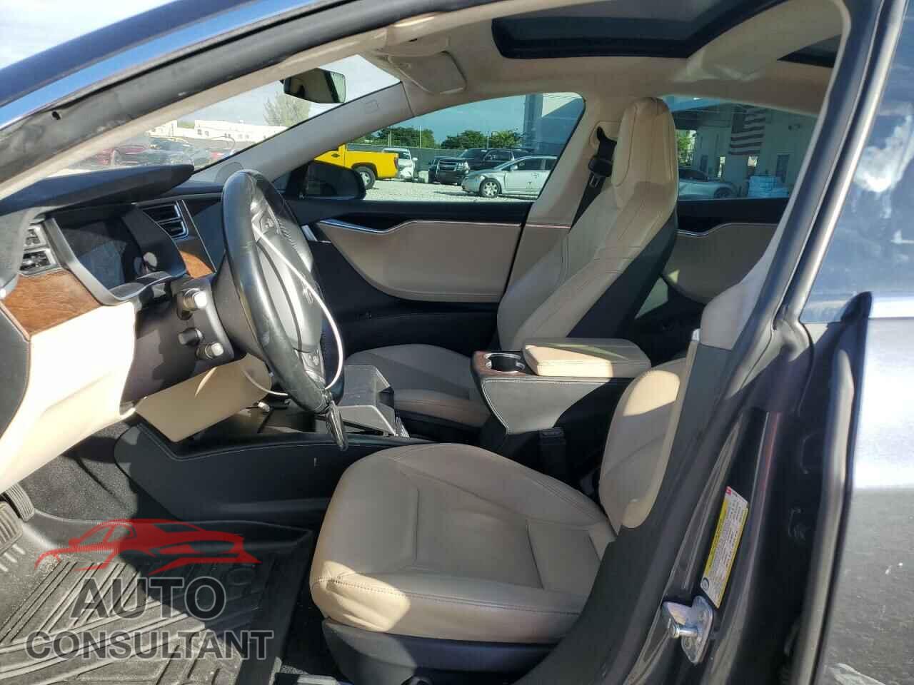 TESLA MODEL S 2016 - 5YJSA1E27GF147630