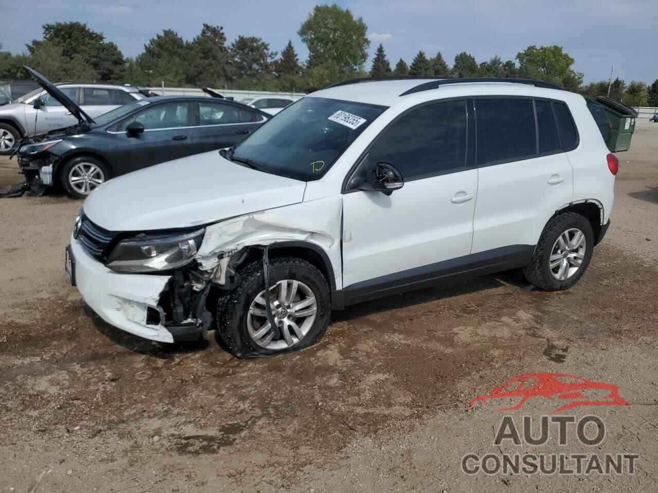 VOLKSWAGEN TIGUAN 2017 - WVGBV7AX9HW512083