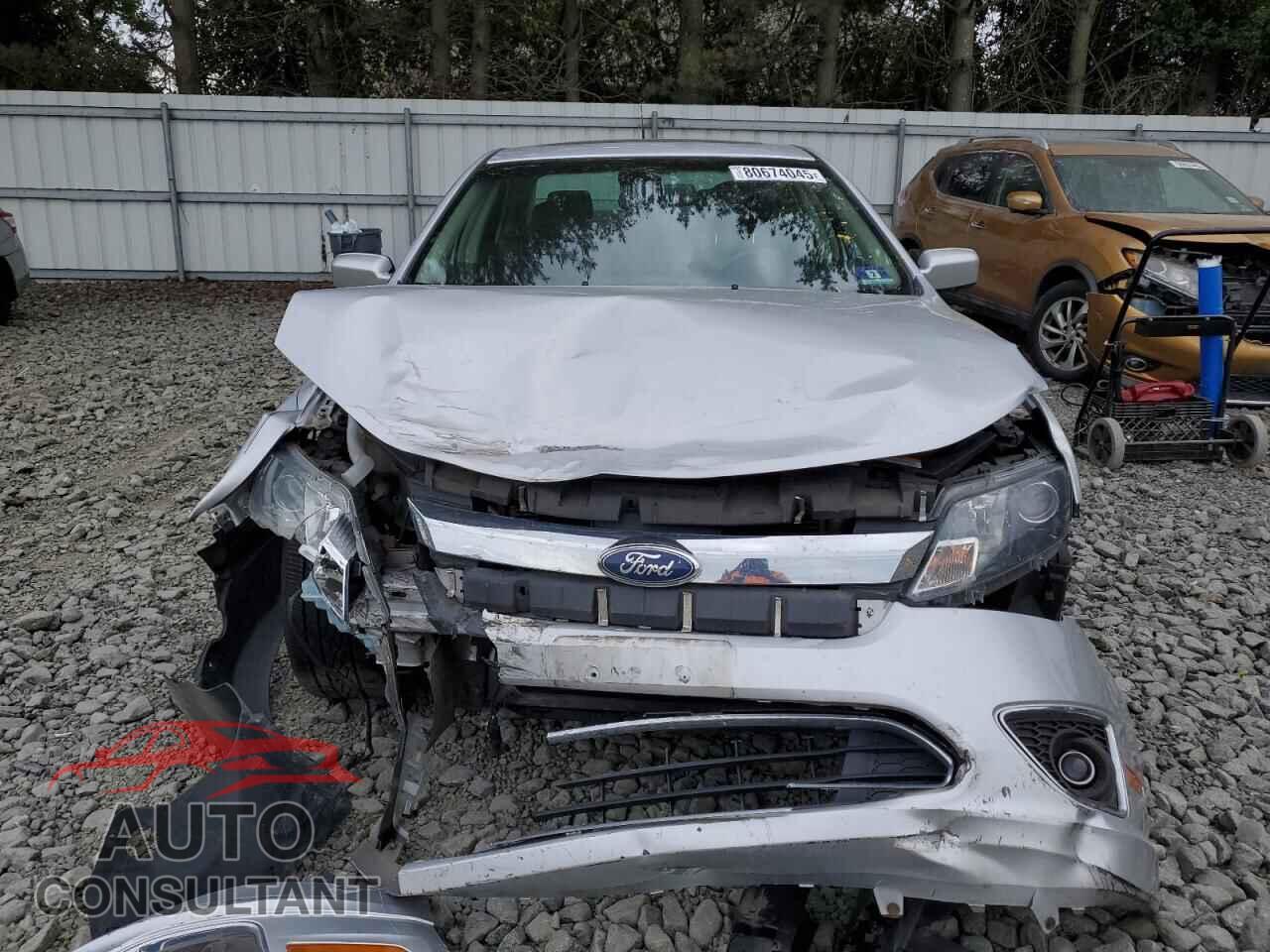 FORD FUSION 2011 - 3FADP0L32BR229727