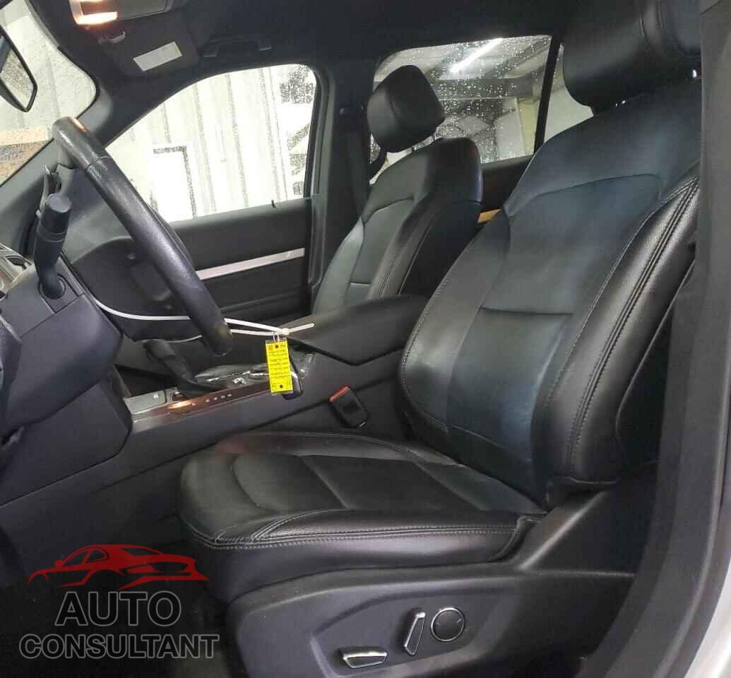 FORD EXPLORER 2017 - 1FM5K8D89HGA83425