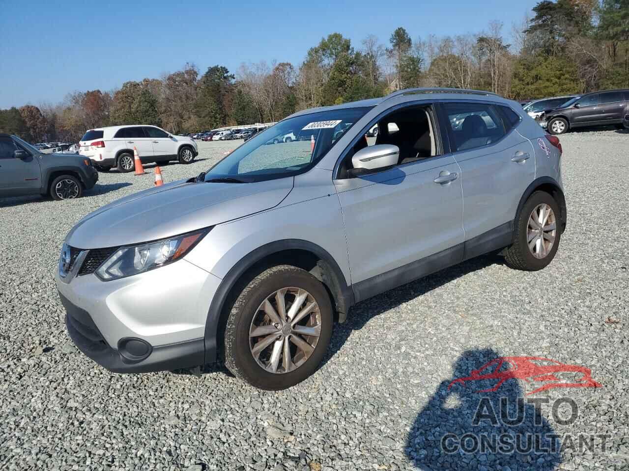 NISSAN ROGUE 2017 - JN1BJ1CP3HW014006