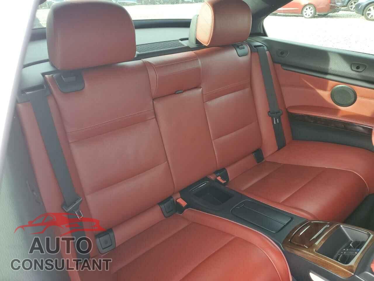 BMW 3 SERIES 2011 - WBADW3C59BE538272