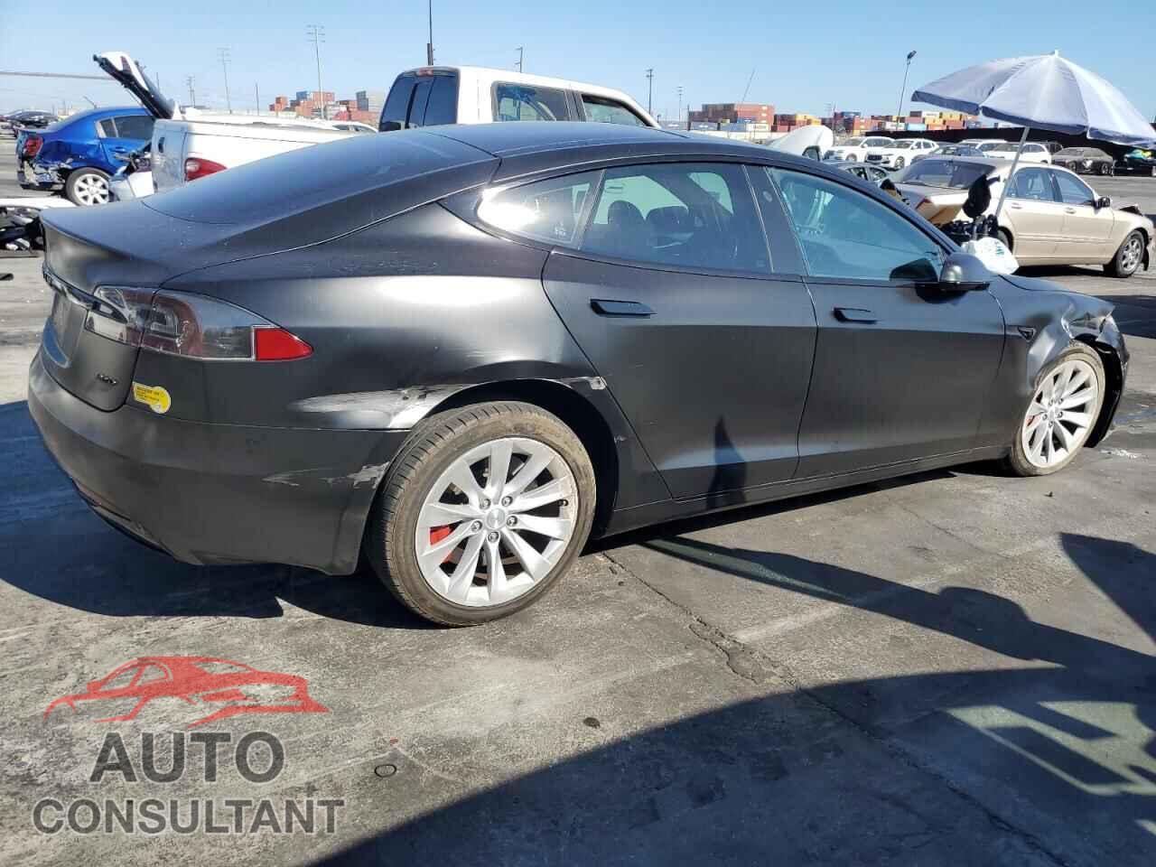 TESLA MODEL S 2017 - 5YJSA1E26HF192575