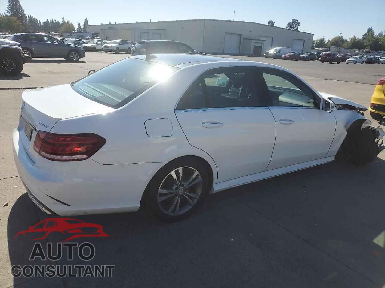 MERCEDES-BENZ E-CLASS 2016 - WDDHF0EBXGB205101