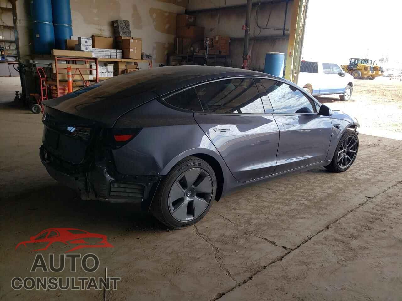 TESLA MODEL 3 2023 - 5YJ3E1EA0PF657897