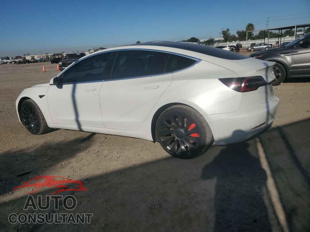 TESLA MODEL 3 2019 - 5YJ3E1EB6KF487143
