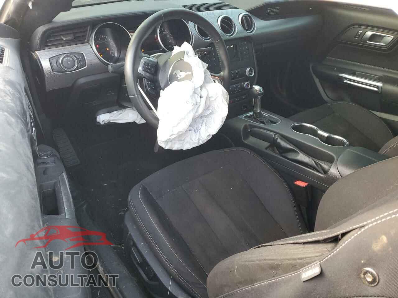 FORD MUSTANG 2020 - 1FA6P8CF3L5162948