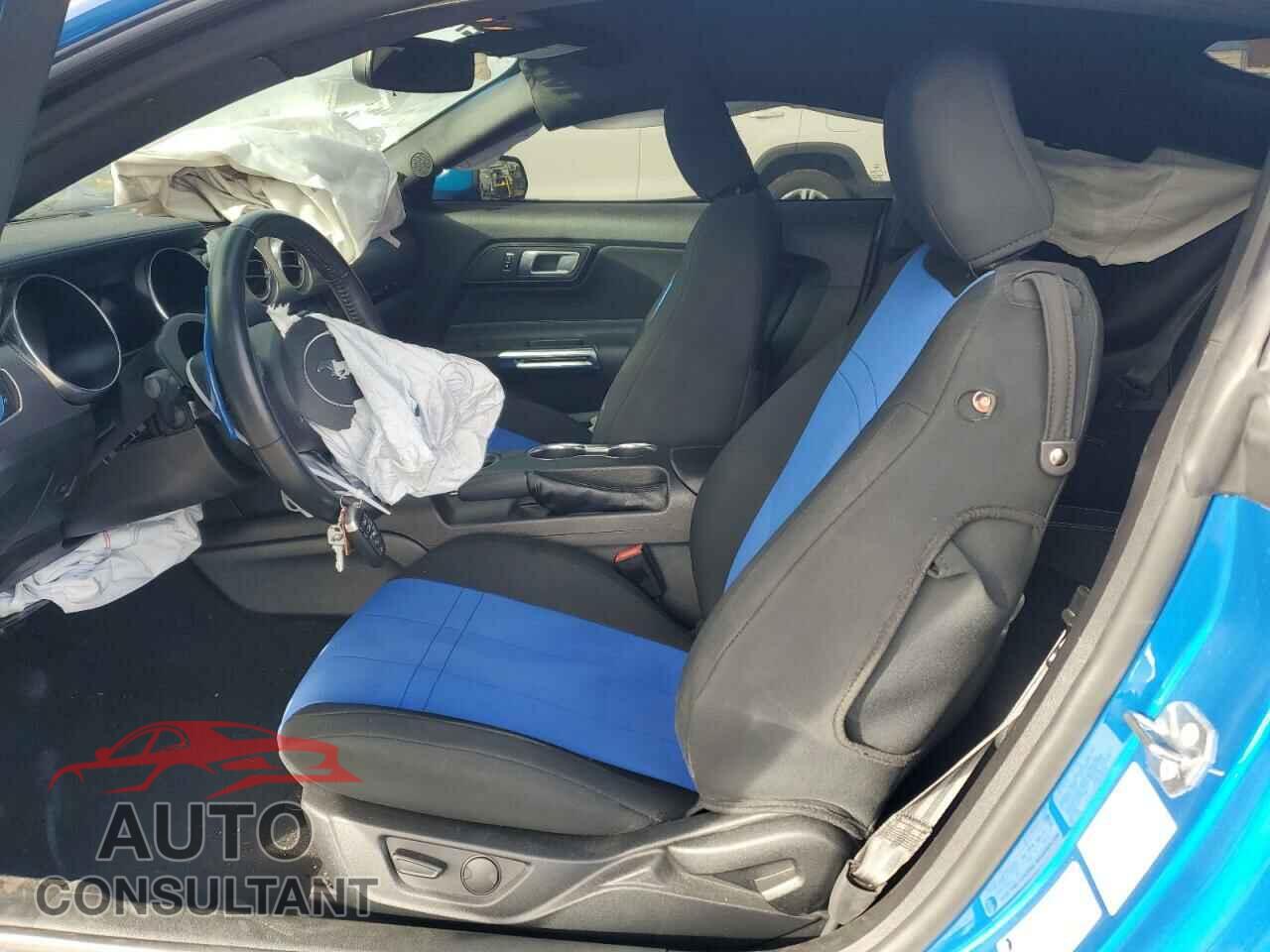 FORD MUSTANG 2020 - 1FA6P8CF4L5149870