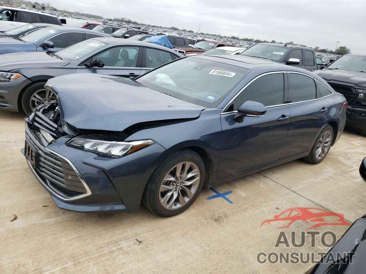 TOYOTA AVALON 2019 - 4T1BZ1FB5KU006056