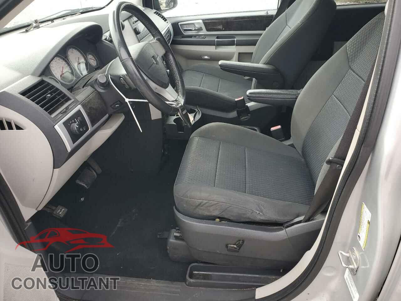 DODGE CARAVAN 2010 - 2D4RN5D15AR122162