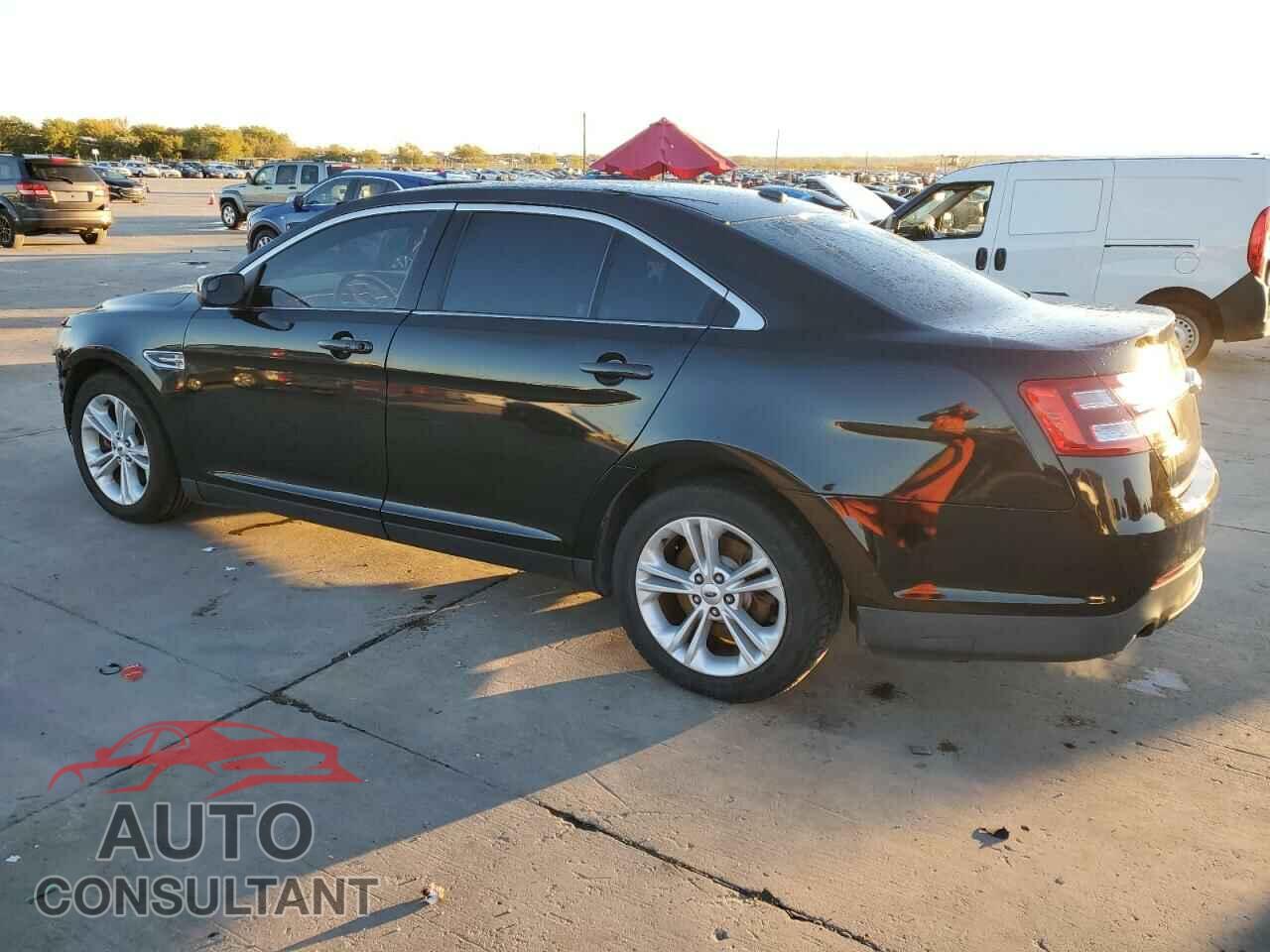 FORD TAURUS 2015 - 1FAHP2E83FG121586