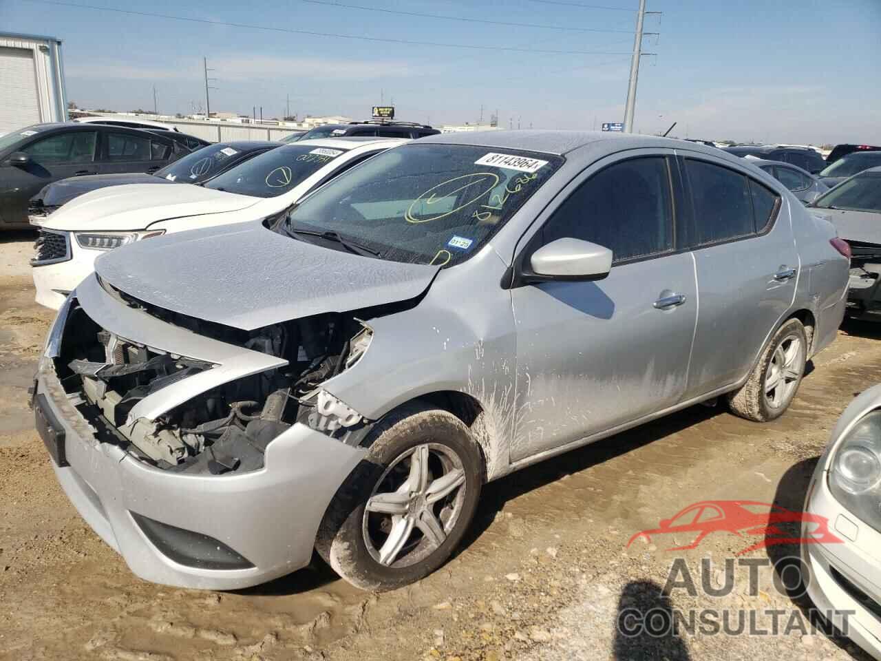 NISSAN VERSA 2018 - 3N1CN7AP6JL812686