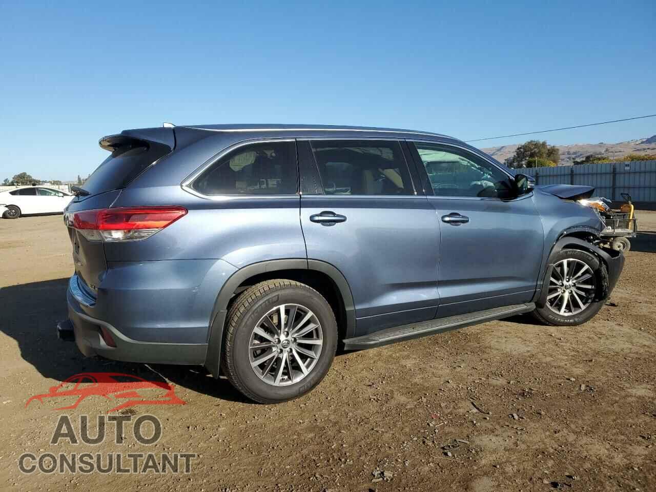 TOYOTA HIGHLANDER 2017 - 5TDJZRFH2HS444792