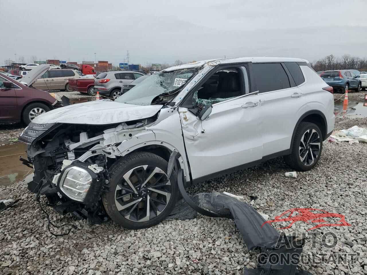 MITSUBISHI OUTLANDER 2023 - JA4J3UA86PZ014492