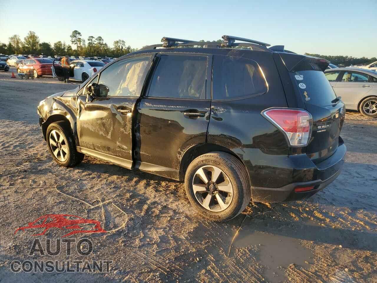 SUBARU FORESTER 2018 - JF2SJAEC8JH520403