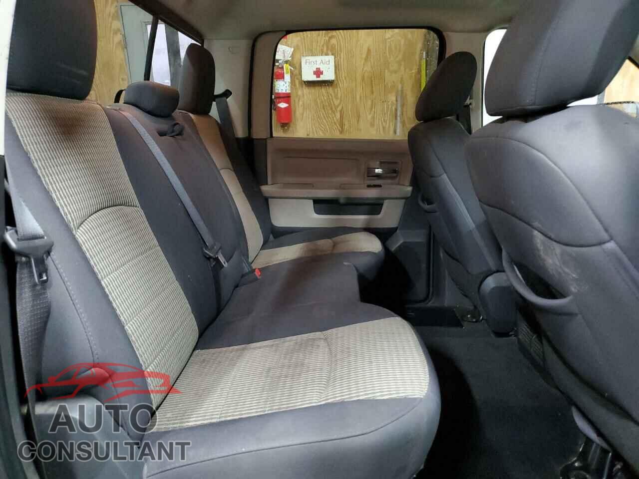 DODGE RAM 1500 2012 - 1C6RD7LT4CS205993