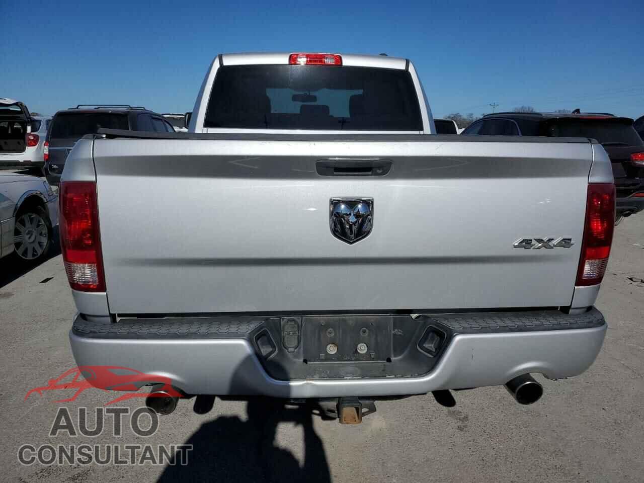 DODGE RAM 1500 2012 - 1C6RD7FT4CS144396
