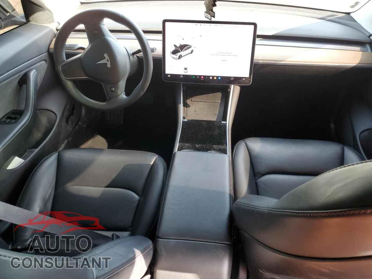 TESLA MODEL 3 2019 - 5YJ3E1EB2KF465057