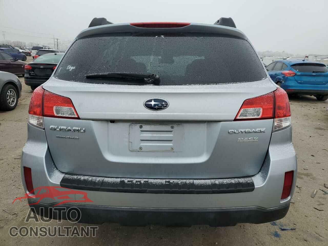 SUBARU OUTBACK 2013 - 4S4BRBGC9D3270581