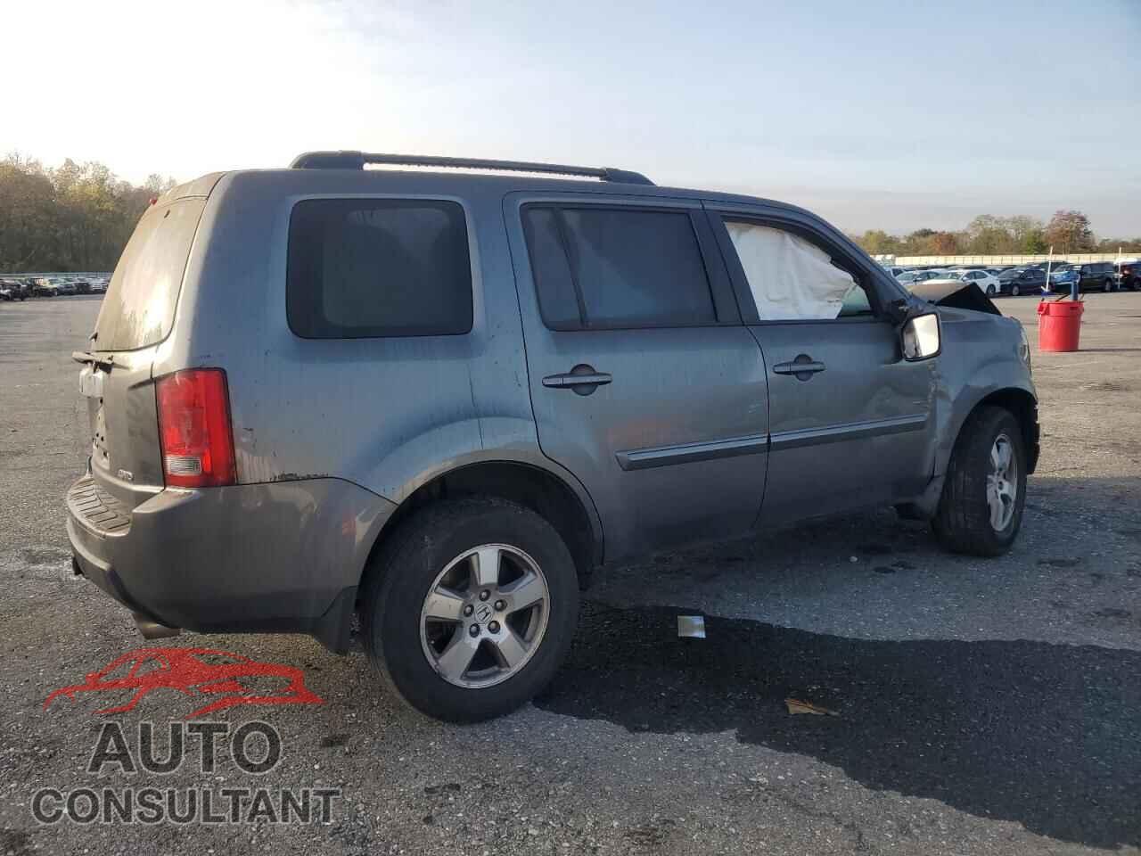 HONDA PILOT 2011 - 5FNYF4H5XBB035819