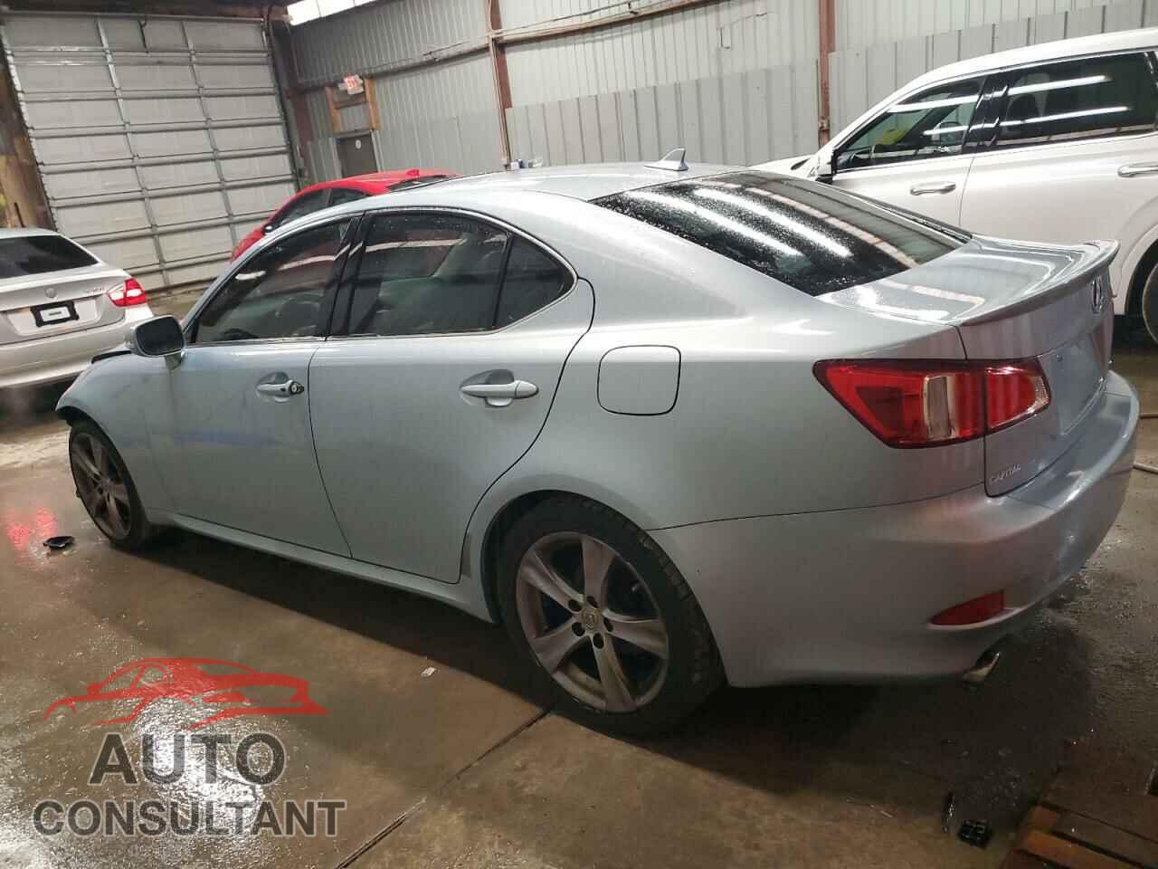 LEXUS IS 2011 - JTHBF5C25B5151146