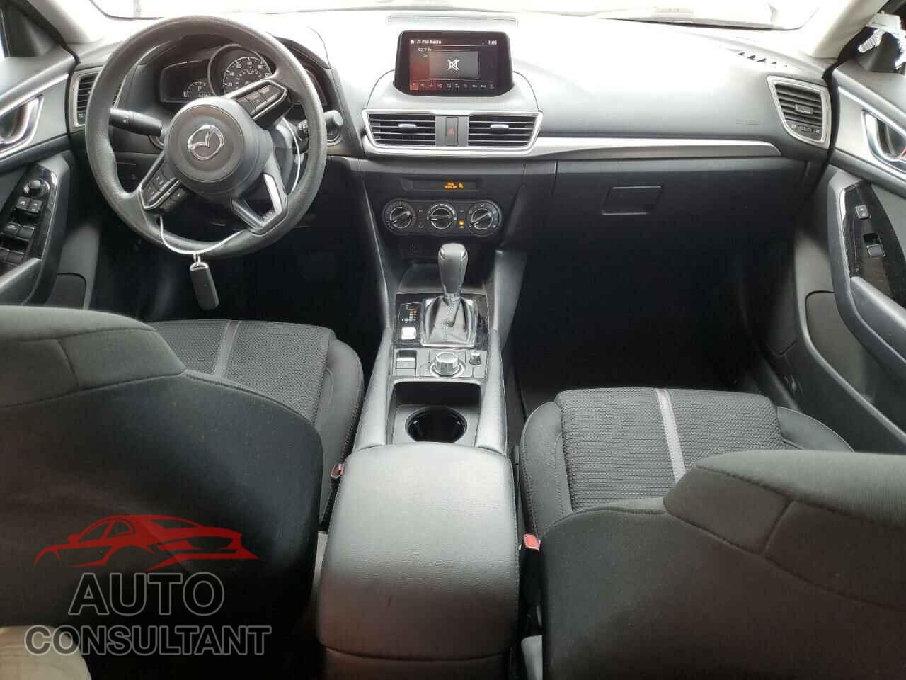 MAZDA 3 2017 - 3MZBN1U73HM106083
