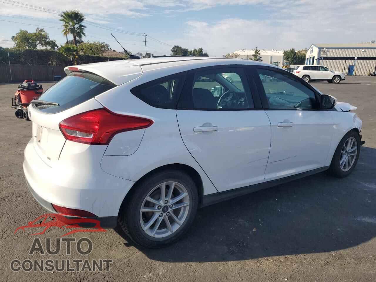FORD FOCUS 2017 - 1FADP3K25HL249391