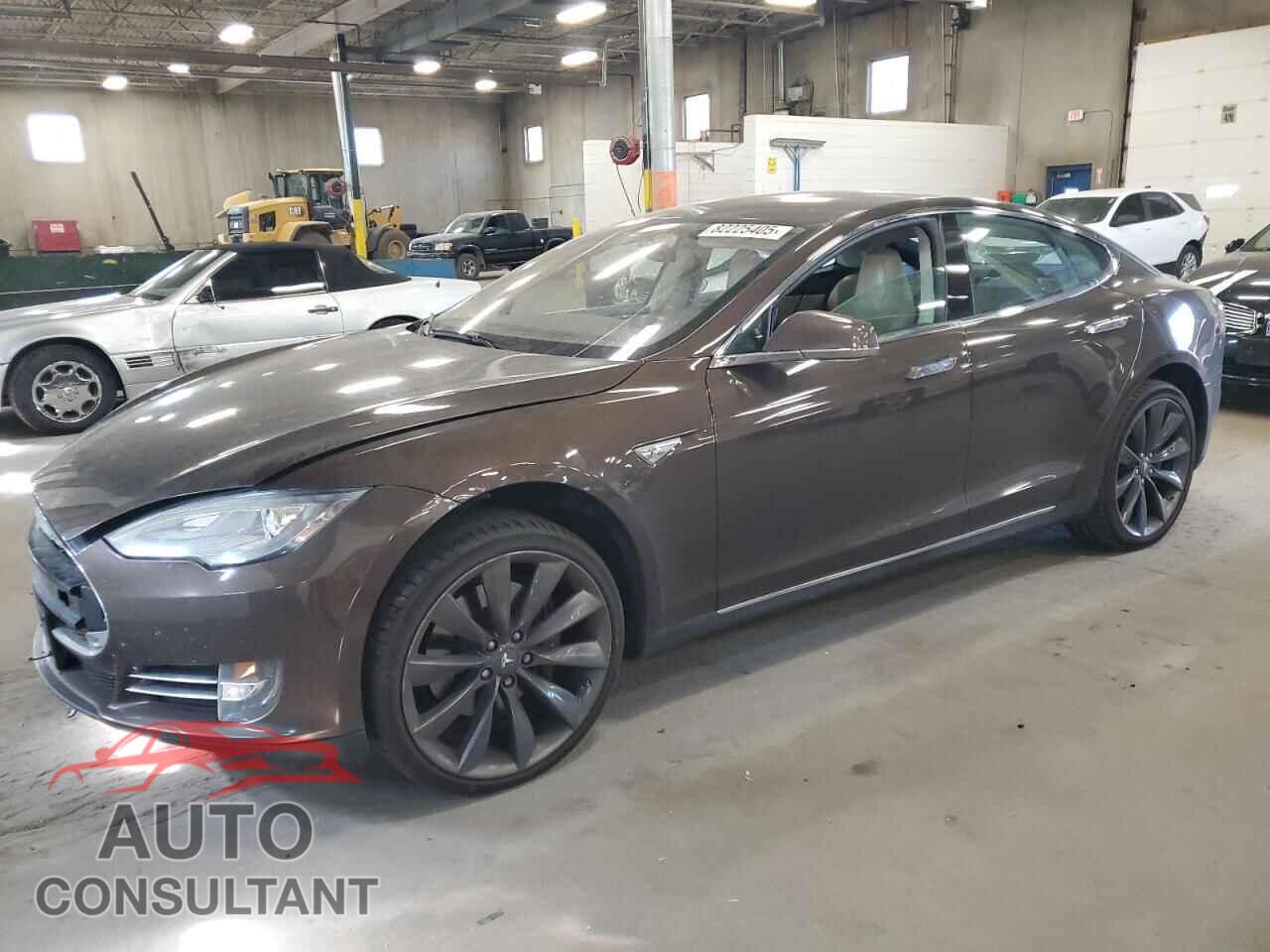 TESLA MODEL S 2013 - 5YJSA1DP8DFP18034