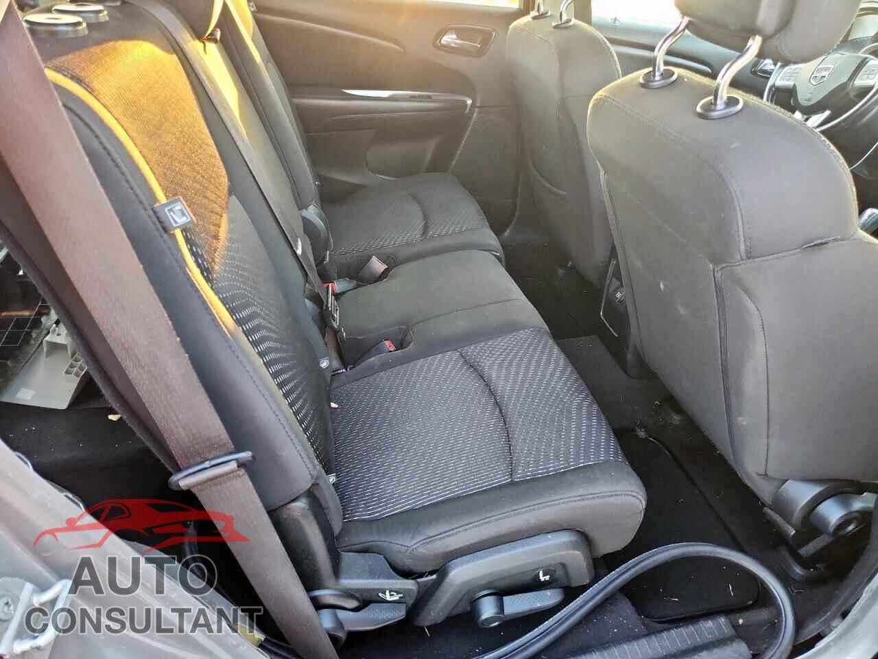 DODGE JOURNEY 2019 - 3C4PDCBB2KT773951
