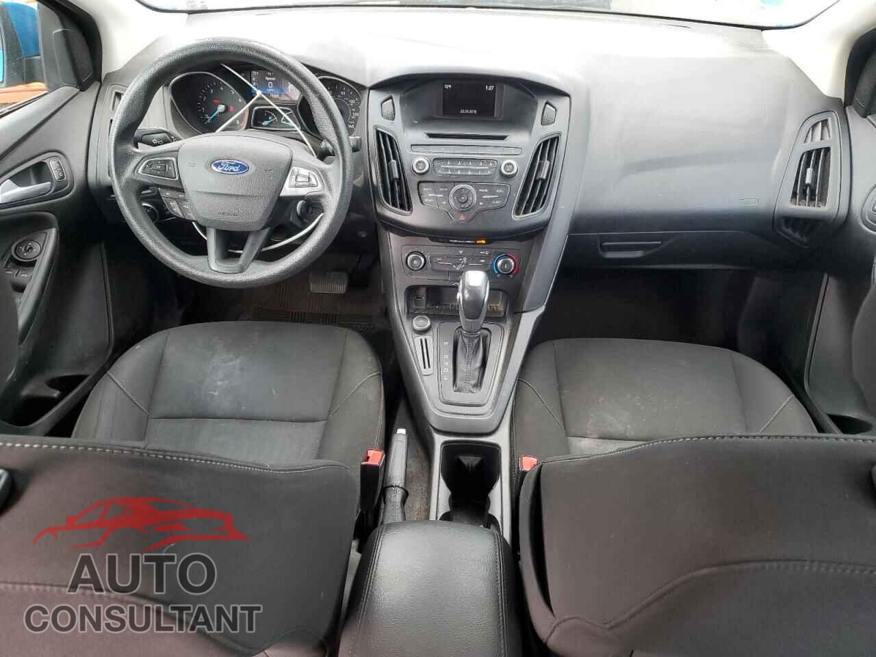 FORD FOCUS 2015 - 1FADP3F24FL341292