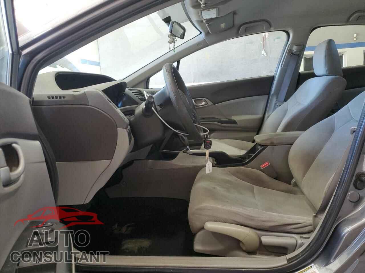 HONDA CIVIC 2012 - 19XFB2F56CE086591