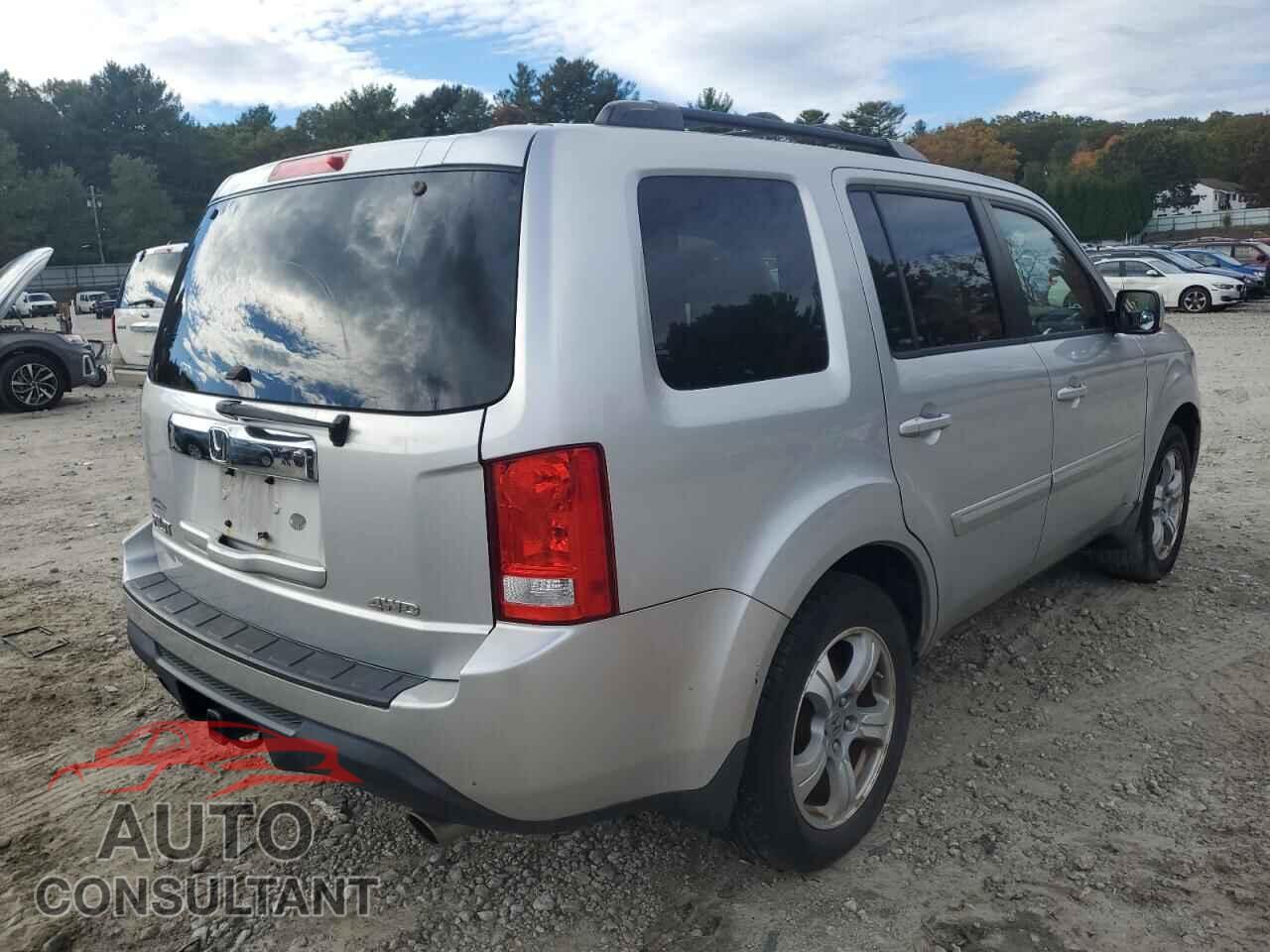 HONDA PILOT 2012 - 5FNYF4H62CB036165