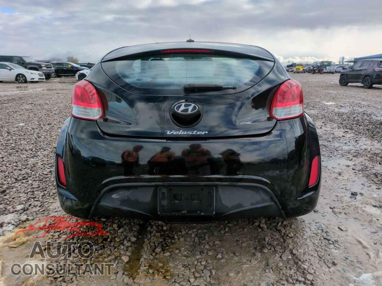HYUNDAI VELOSTER 2013 - KMHTC6AD6DU133879