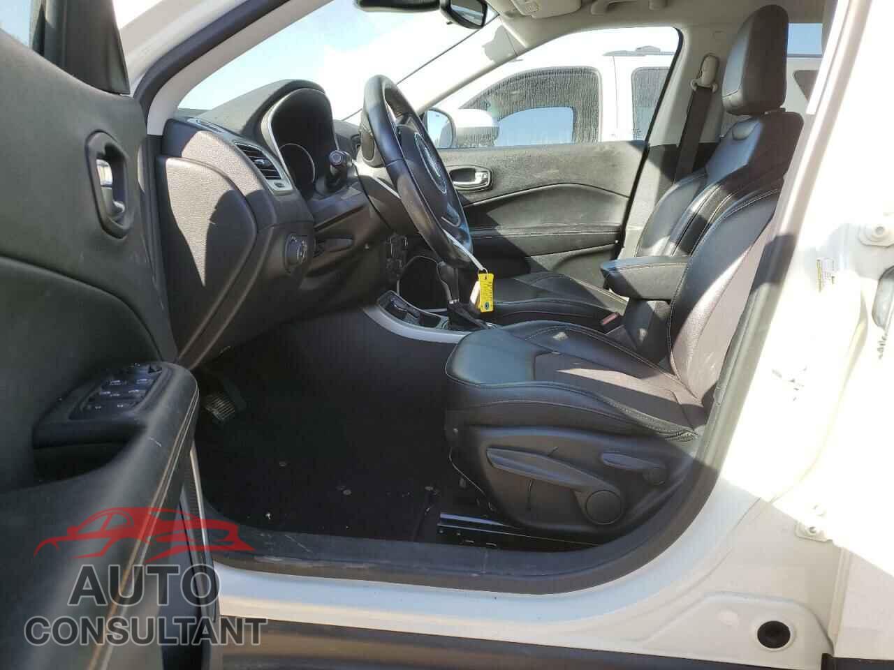 JEEP COMPASS 2019 - 3C4NJDBB7KT597064