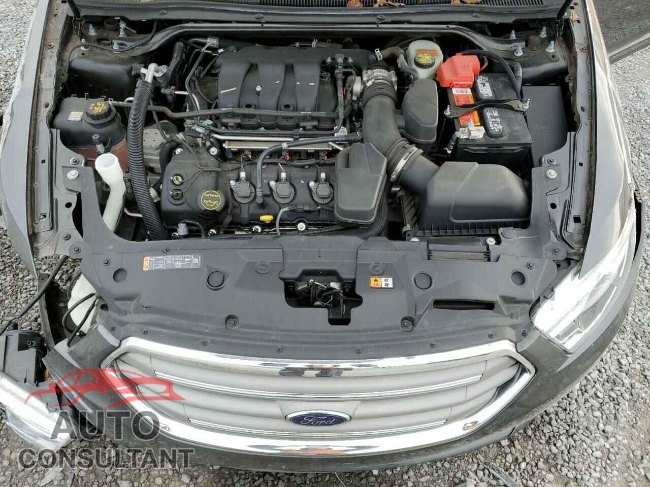 FORD TAURUS 2017 - 1FAHP2D8XHG145131